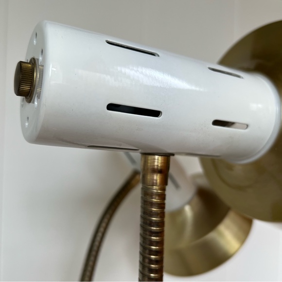 Vintage RARE Mid Century Modern Double Gooseneck Lamp - Picture 8 of 16